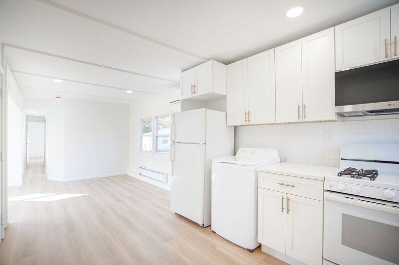 2401 Westfield St - Photo 2 of 18