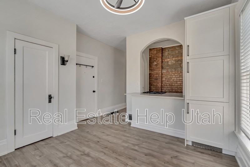 365 S Elizabeth St #3 - Photo 2 of 3