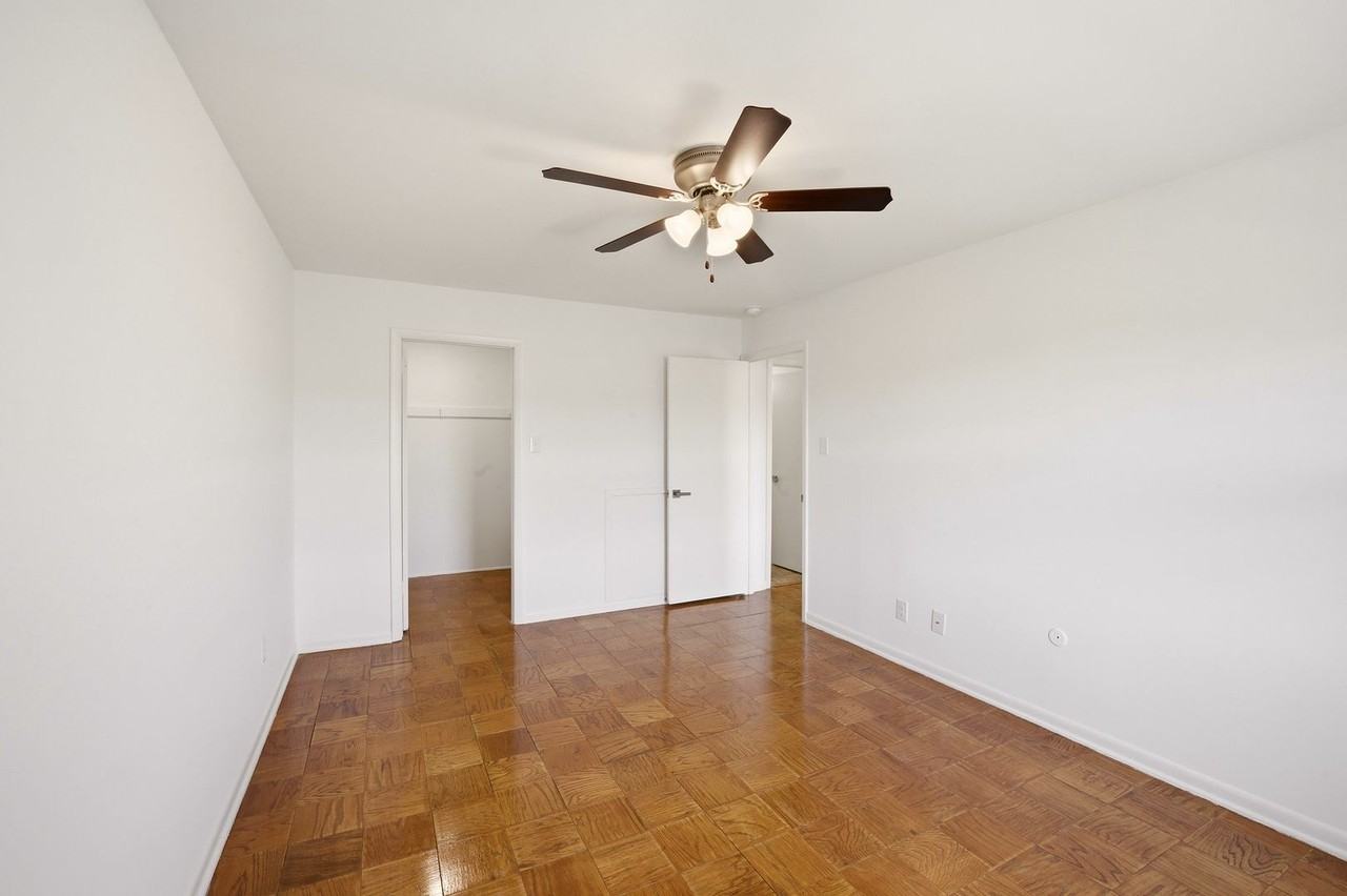 Summit Square Apartments - Photo 6 of 50