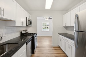 featured image of 1201 W Crestview Dr