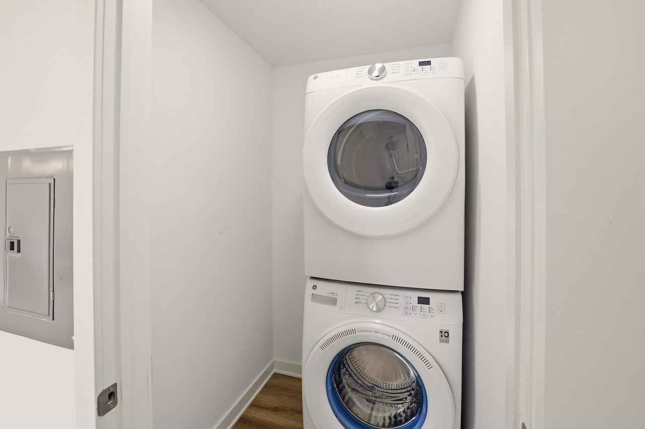 Summit Square Apartments - Photo 6 of 50