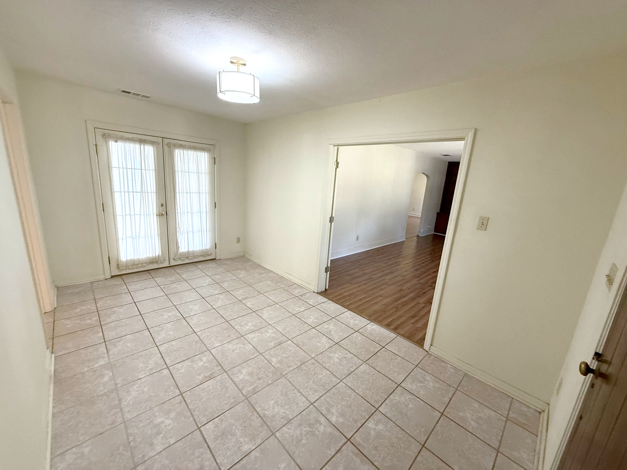 3801 N 12th Ave - Photo 3 of 40