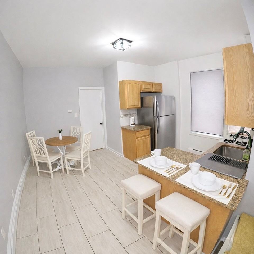 350 Princeton Avenue - Photo 3 of 16