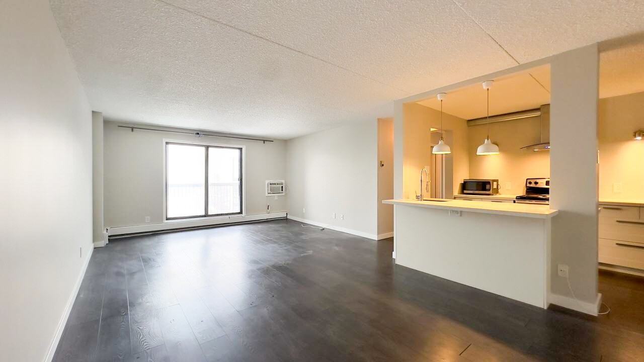 77 Edmonton Street #1002 - Photo 7 of 13