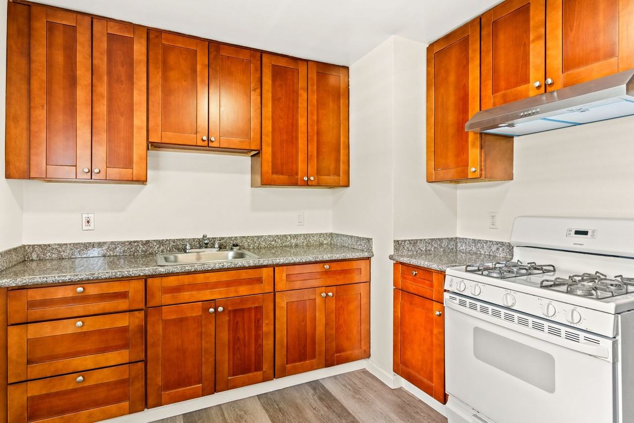 8330 Birch St #C - Photo 7 of 15