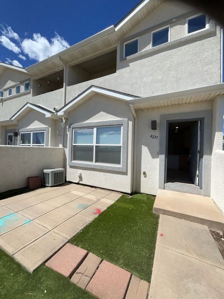 4233 Prestige Pt - Photo 2 of 22