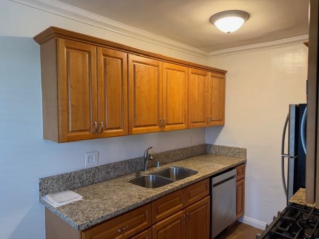 4373 Inglewood Boulevard #2 - Photo 4 of 17