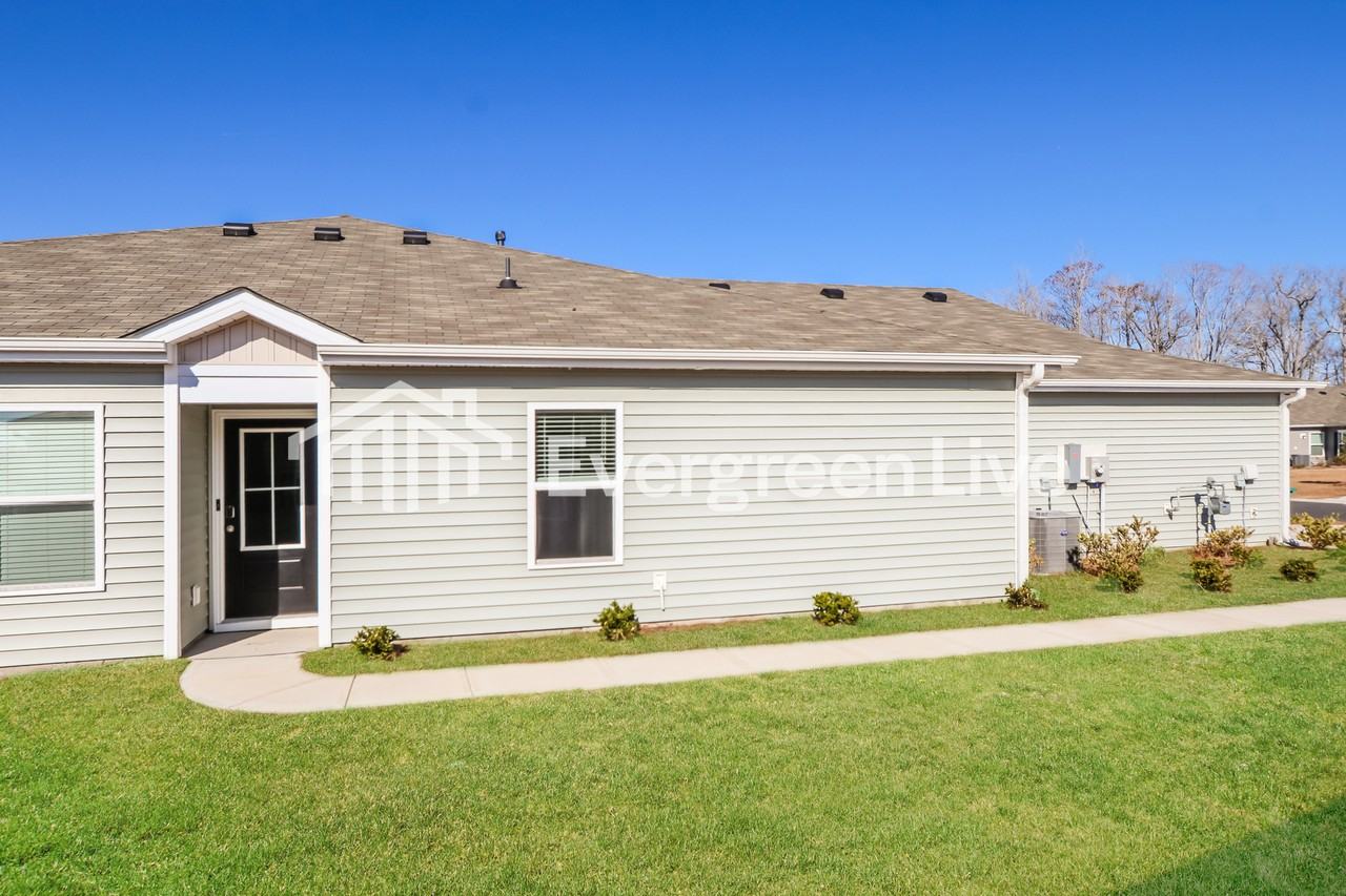 2219 Courtina Way - Photo 3 of 16