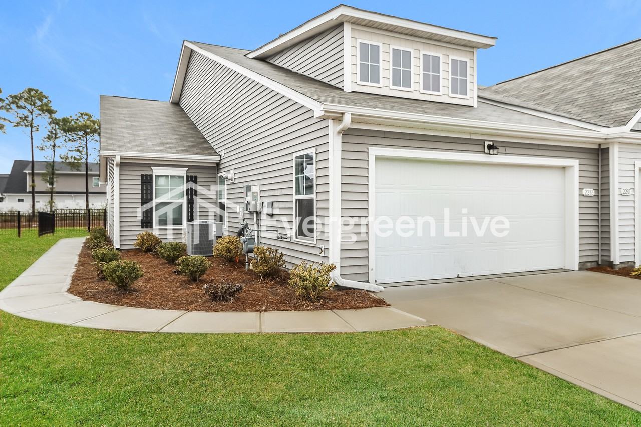 2283 Courtina Way - Photo 2 of 16