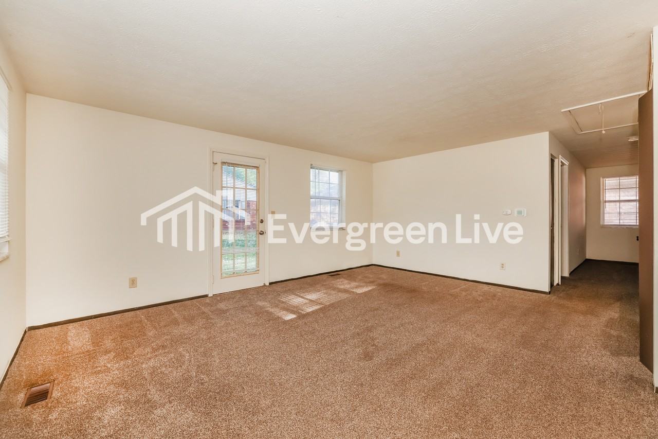 6666 Siamese Ave - Photo 3 of 15