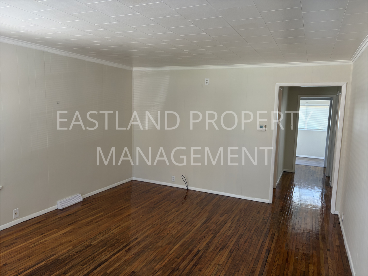 1964 Burr St - Photo 7 of 15