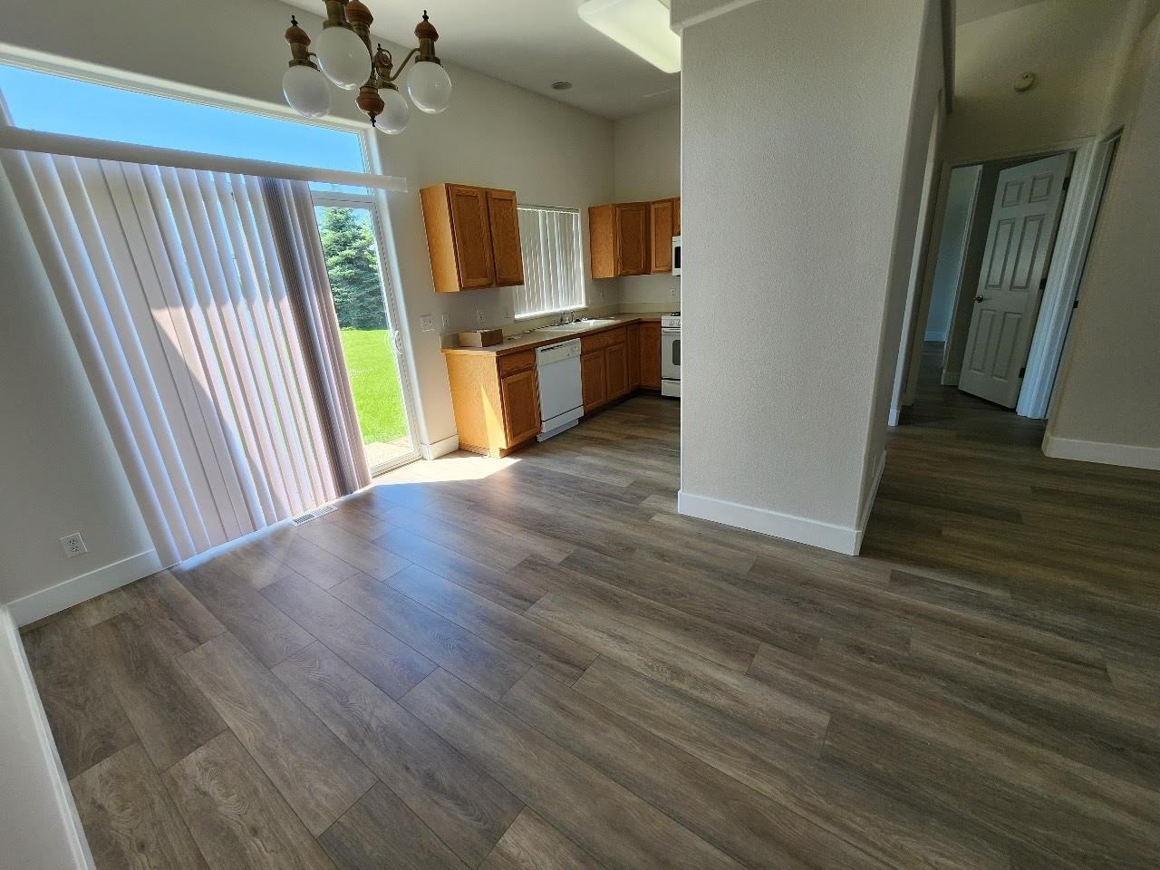 2896 W Elmwood Dr #2896 - Photo 3 of 13