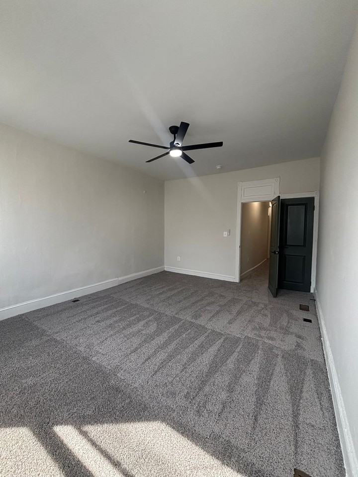 1814 E Lafayette Ave - Photo 3 of 16