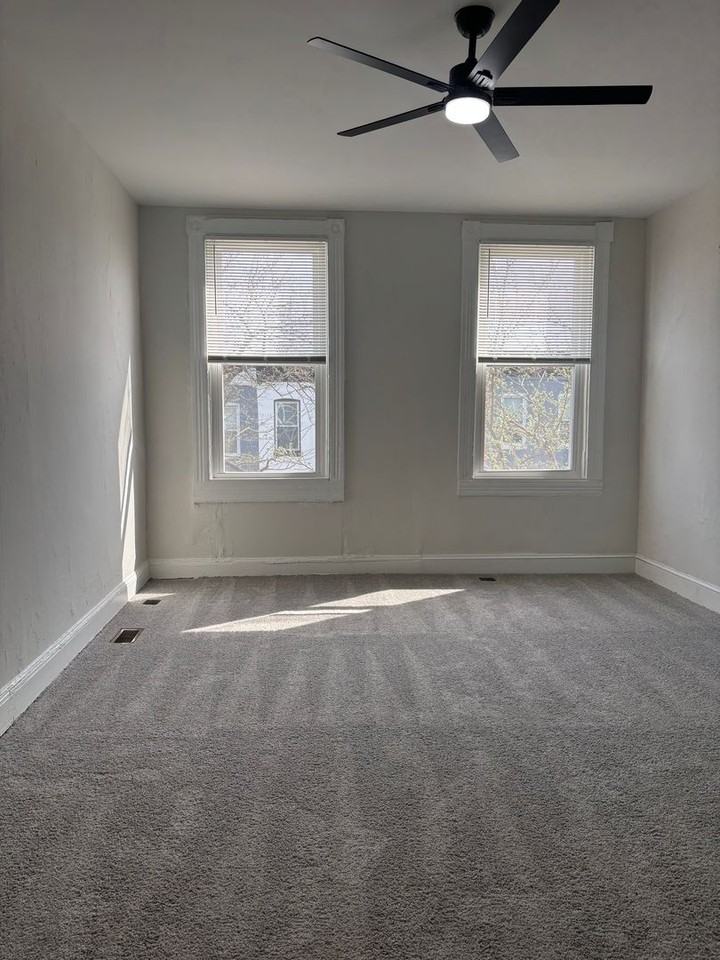 1814 E Lafayette Ave - Photo 4 of 16