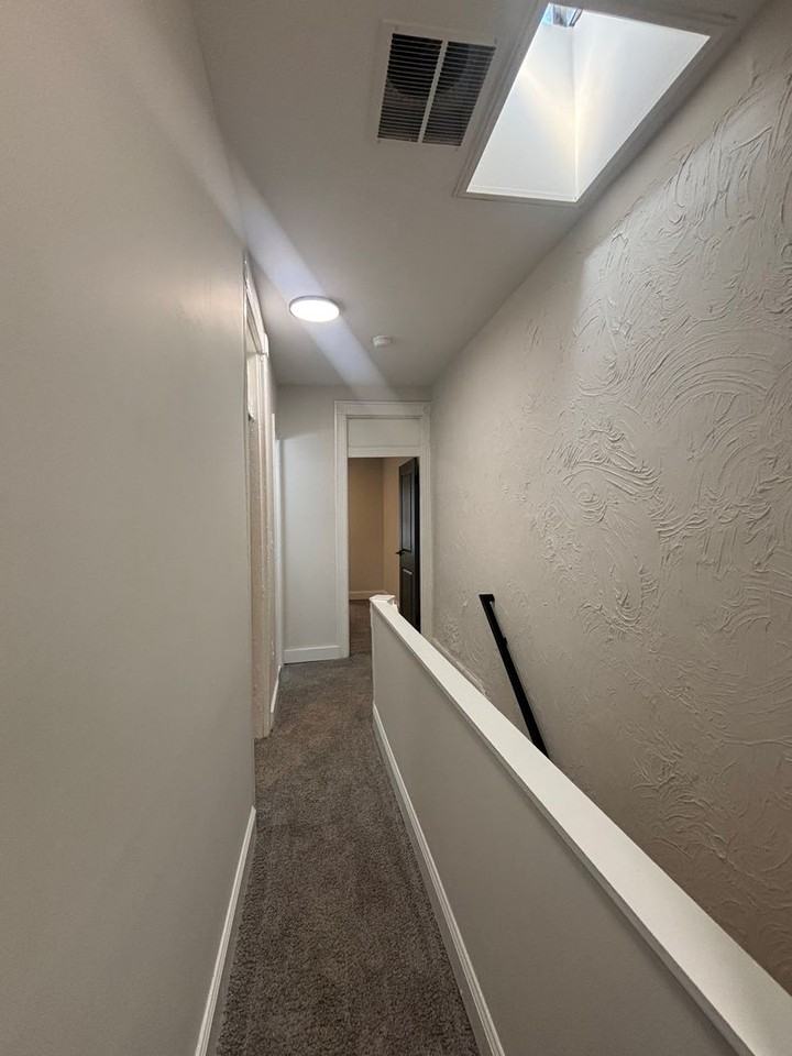 1814 E Lafayette Ave - Photo 5 of 16