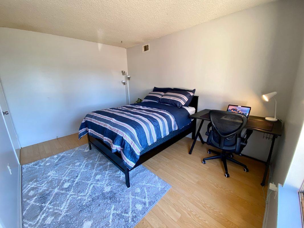 3420 Bahia Pl - Photo 2 of 4