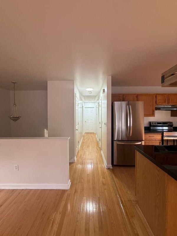 845 Hart Street Ext ##2 - Photo 3 of 16