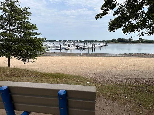 48 Lawn Ave - Photo 7 of 12