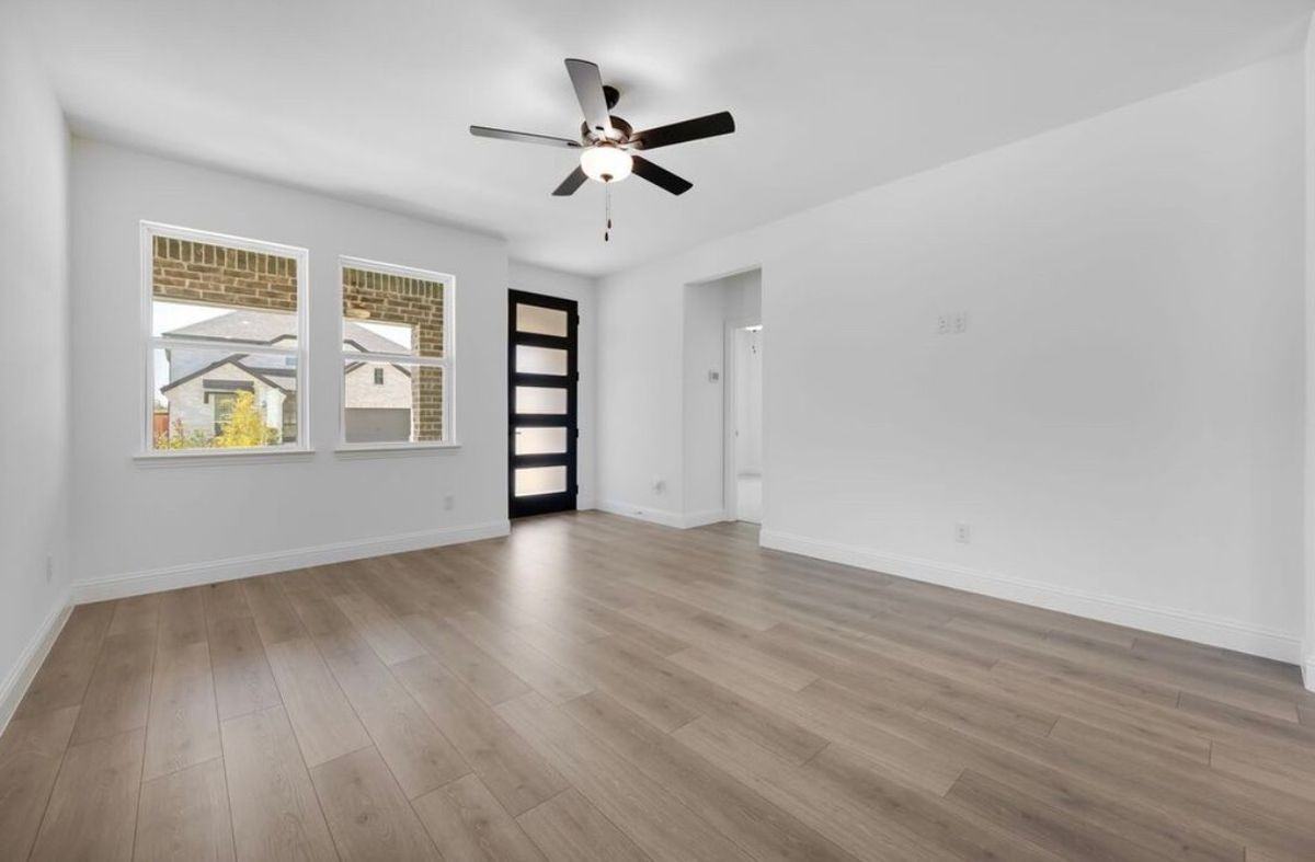 1108 Broomsedge Mews - Photo 4 of 14