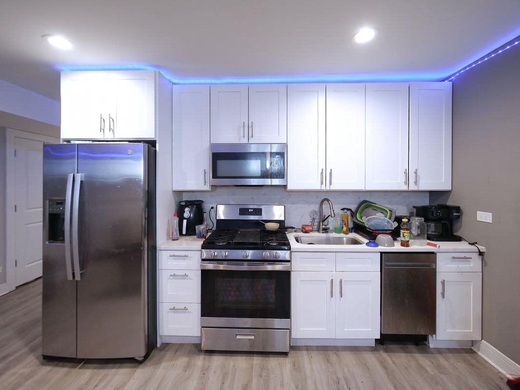 4347 S Vincennes Ave - Photo 3 of 15