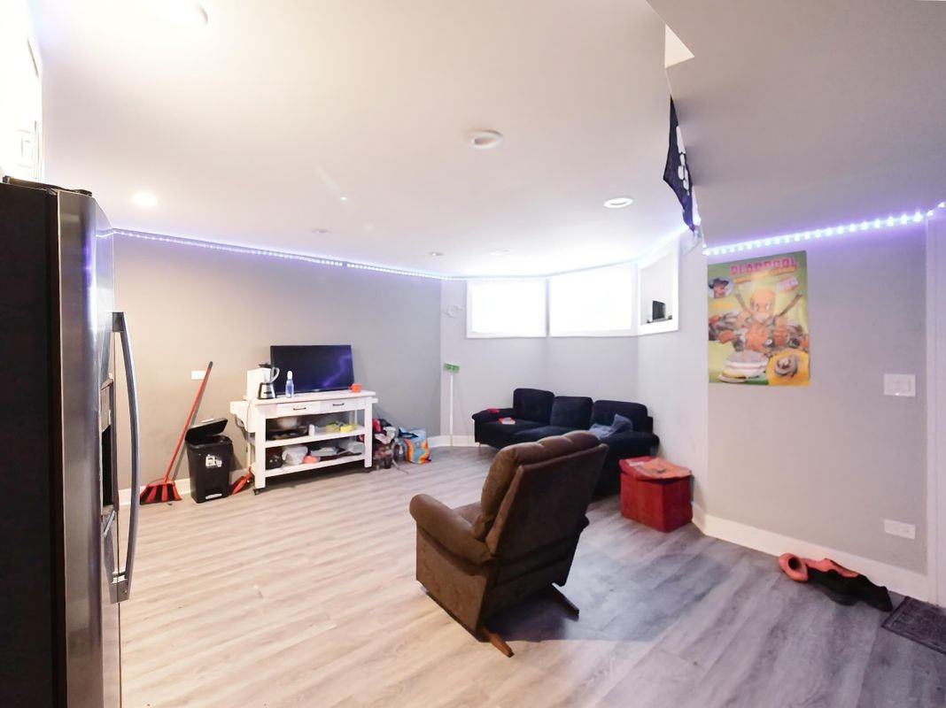 4347 S Vincennes Ave - Photo 4 of 15