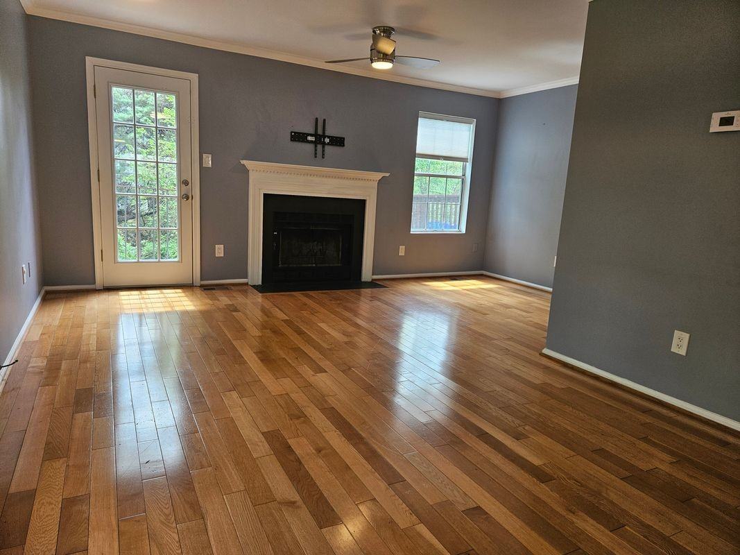 12146 Flag Harbor Dr - Photo 4 of 11