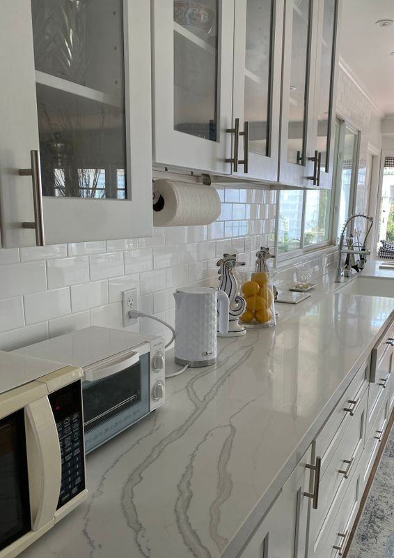 1110 W Muirlands Dr - Photo 2 of 43