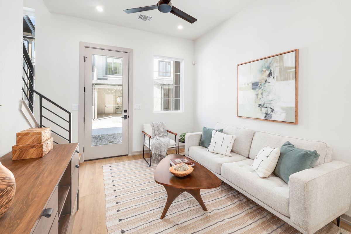 1732 Bunche Rd ##B4 - Photo 4 of 10