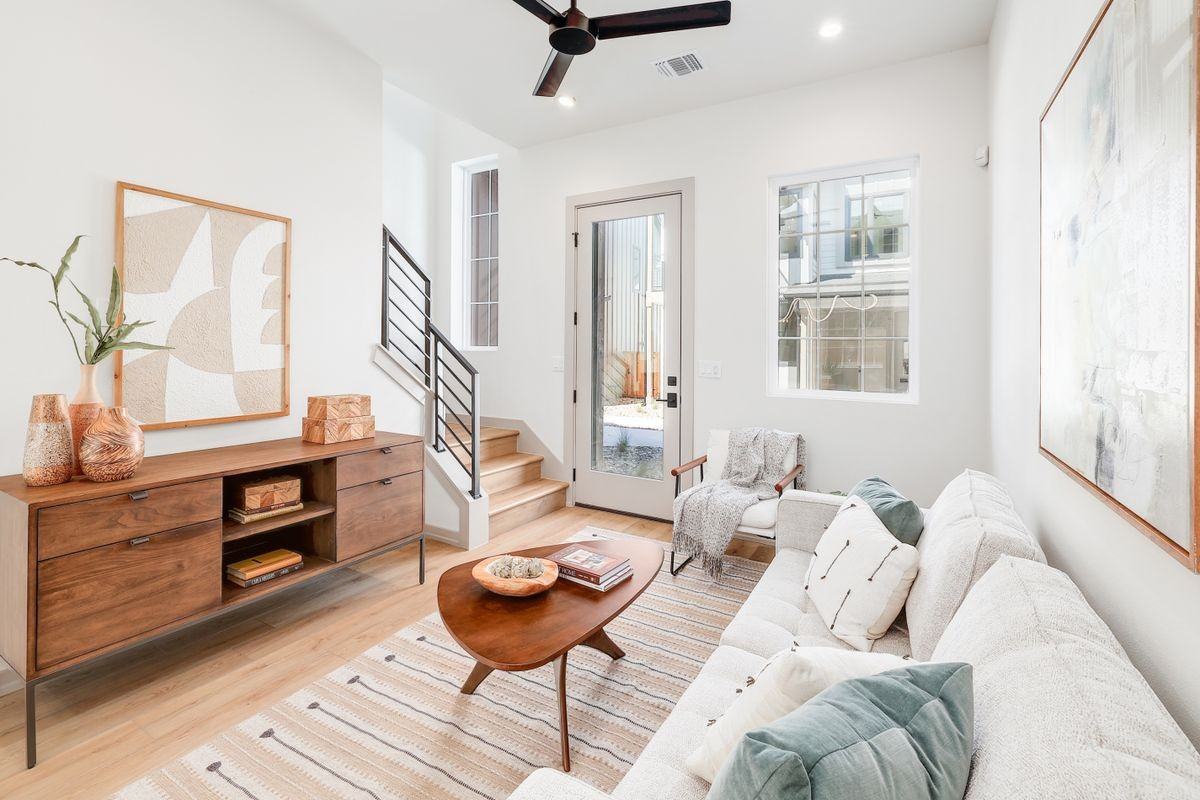 1732 Bunche Rd ##B4 - Photo 6 of 10