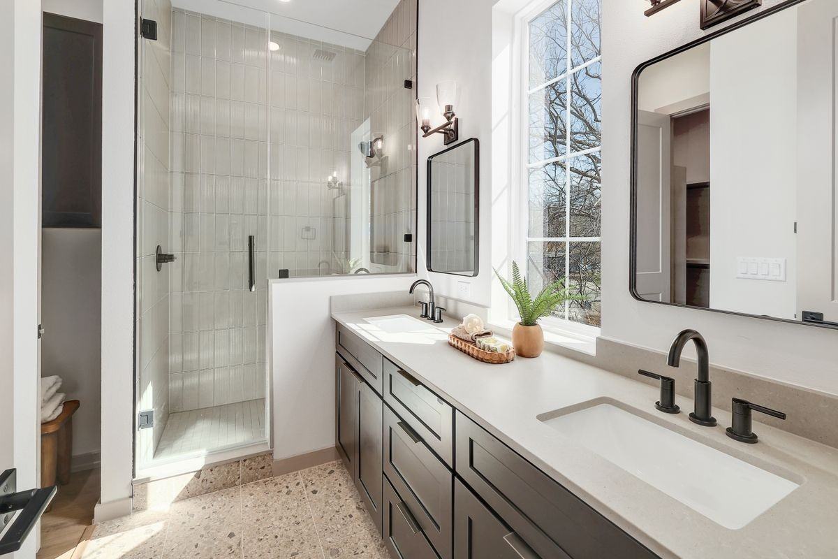 1732 Bunche Rd ##B4 - Photo 7 of 10