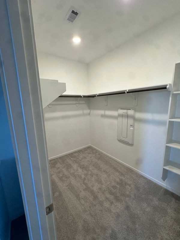830 Heaven Dr - Photo 5 of 16