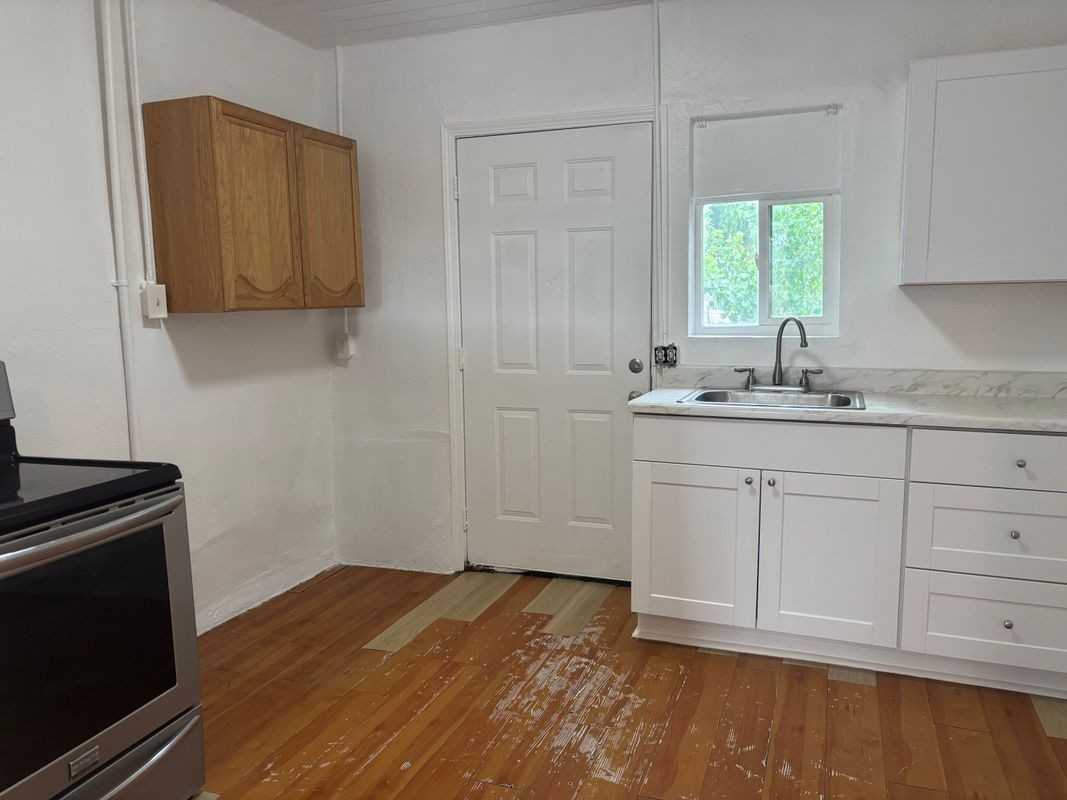 7599 Azusa Ave ##B - Photo 4 of 7