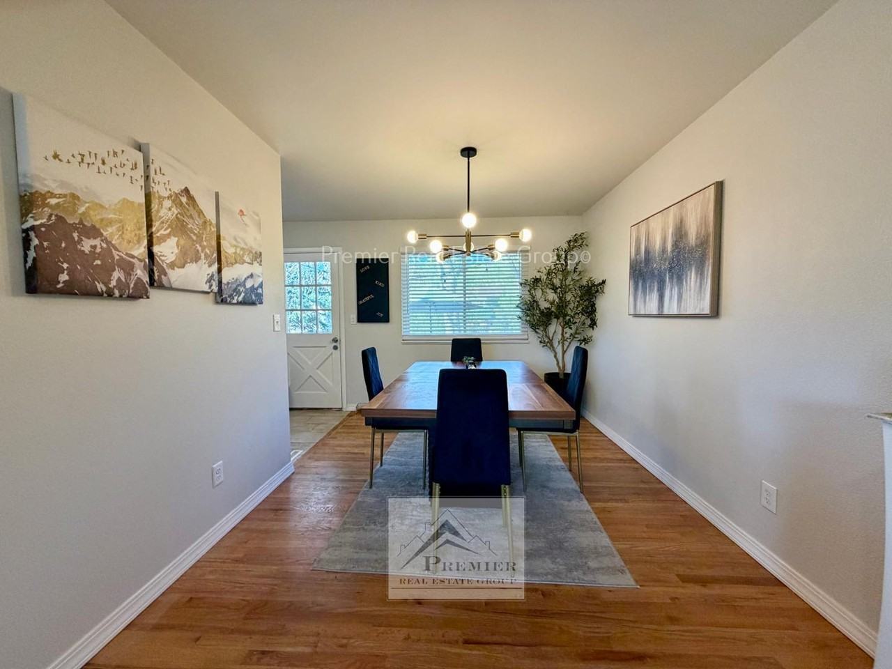1122 Pike Dr - Photo 3 of 50