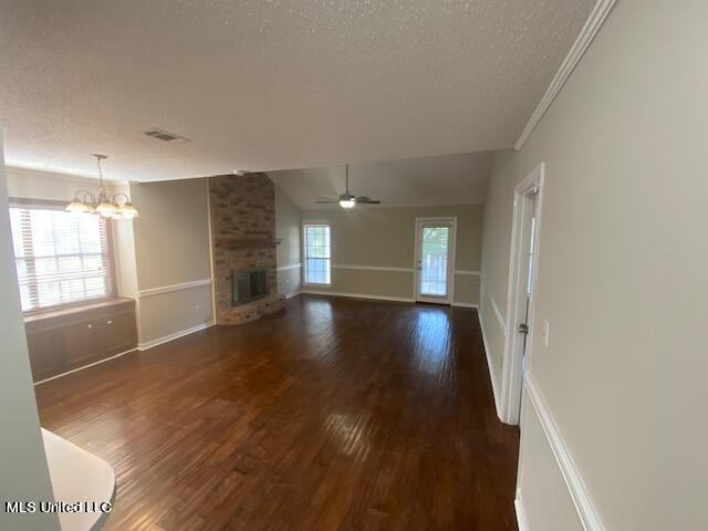 108 Glen Hollow Dr - Photo 3 of 13
