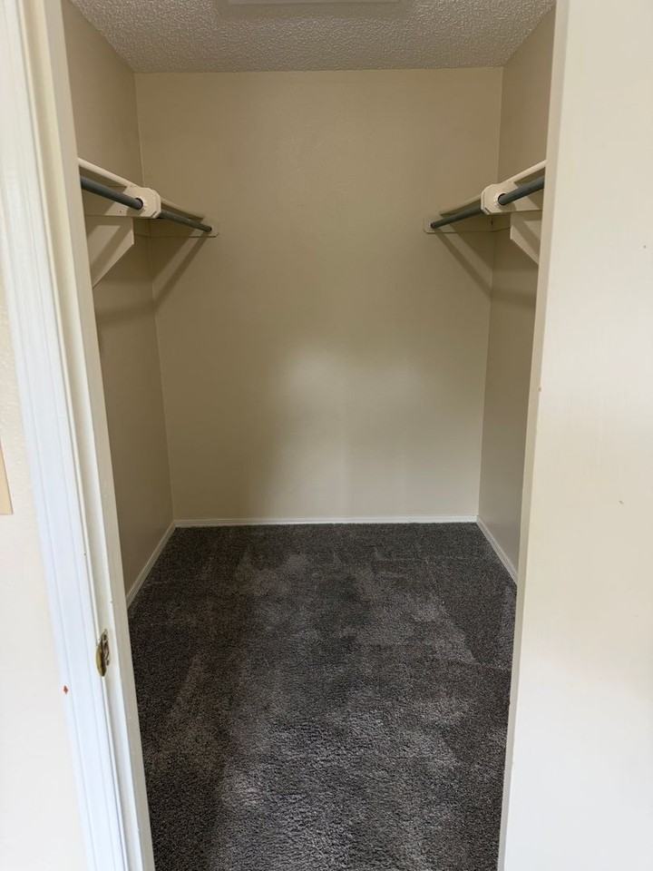 Country Grove Apartments - Photo 7 of 9