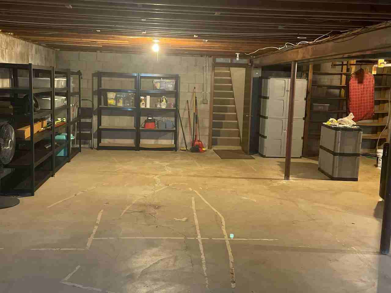 3697 Gresham Ave N - Photo 5 of 6