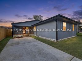 featured image of 1416 Fairbanks St