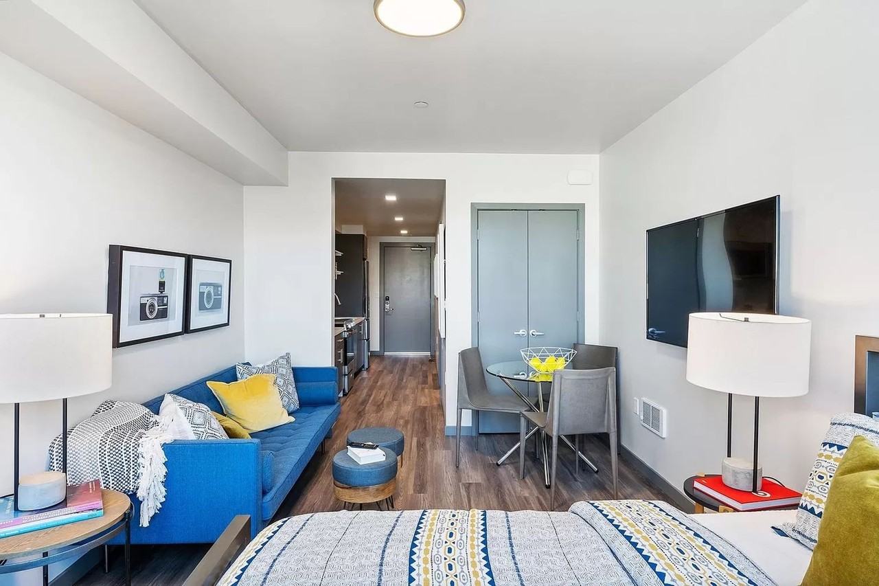 235 Valencia Street - Photo 3 of 9