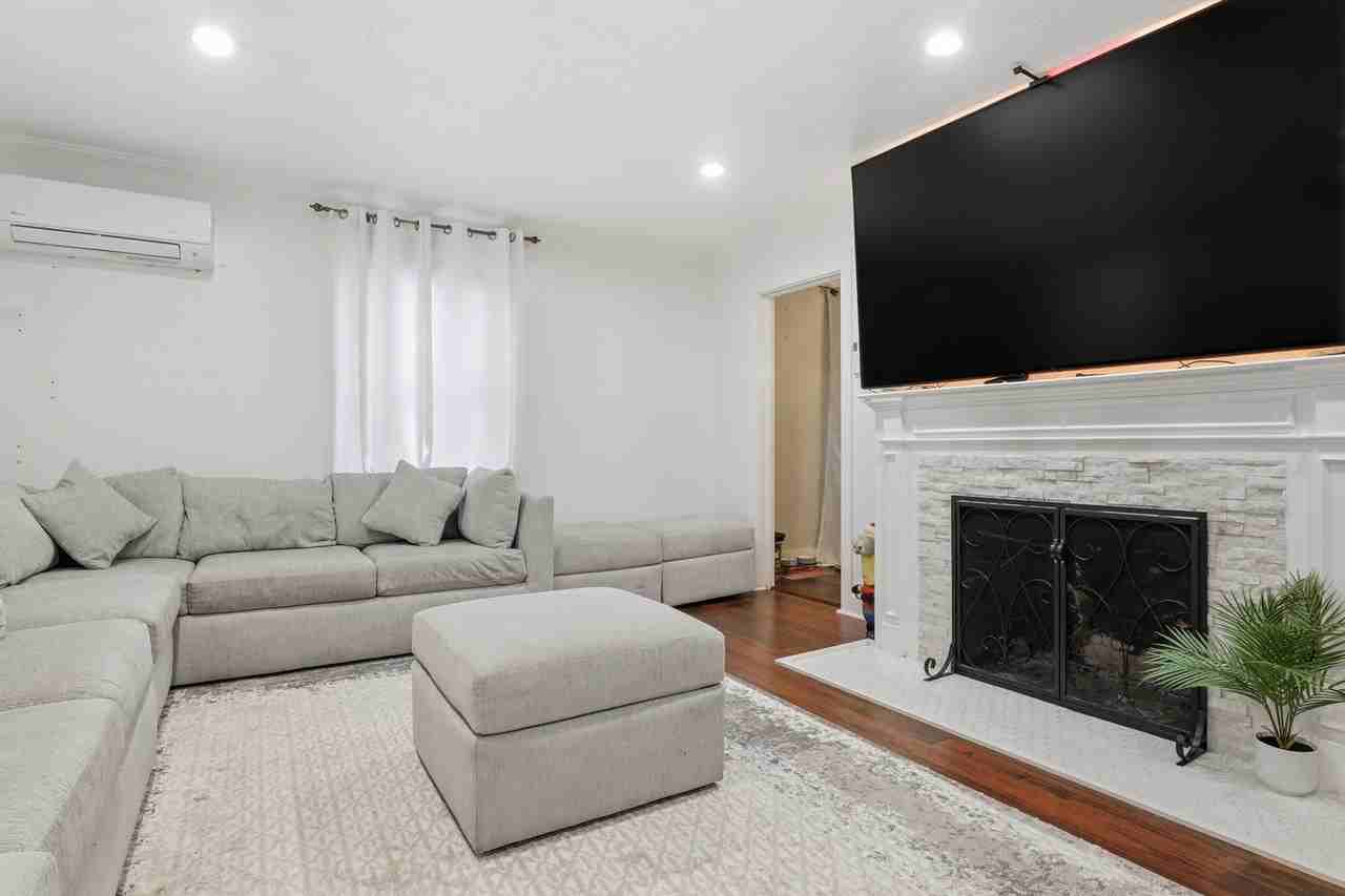 3015 N 5th St - Photo 5 of 42
