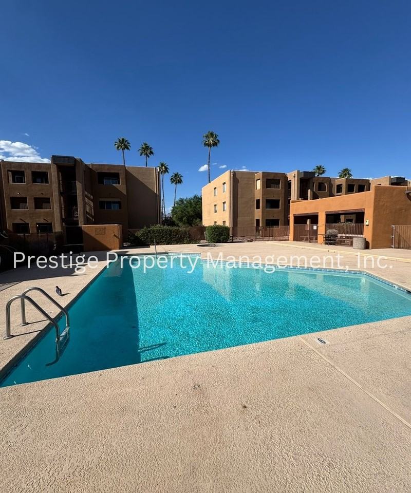 1810 1810 S Blacklidge Dr #118 - Photo 2 of 7