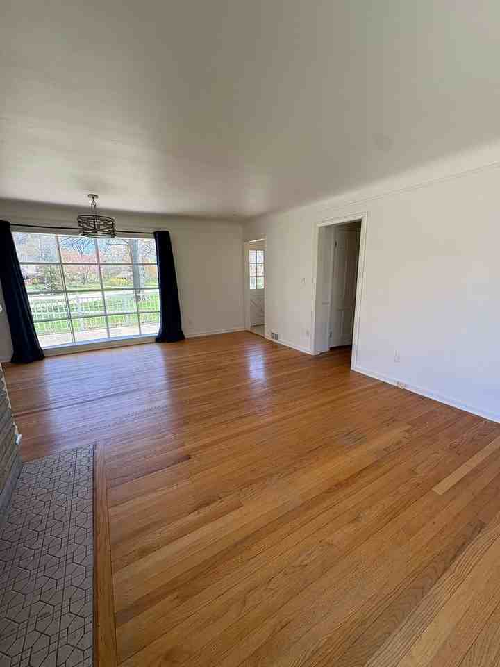 24975 Franklin Park Dr - Photo 6 of 29
