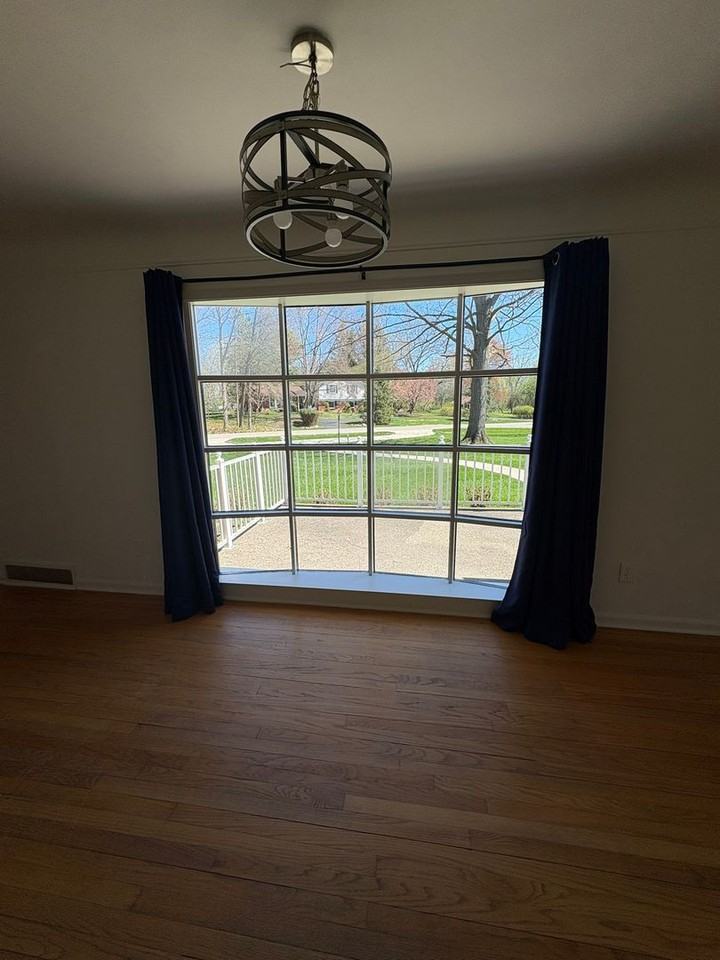 24975 Franklin Park Dr - Photo 7 of 29