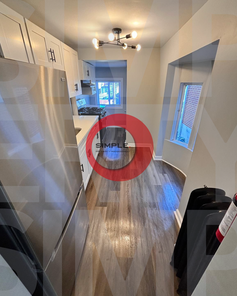 1435 Cotton St - Photo 2 of 16