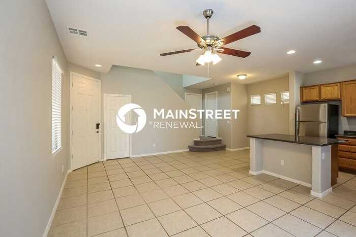 8284 Harvest Spring Pl - Photo 5 of 17