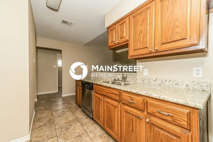 907 Cresthaven Dr - Photo 7 of 16