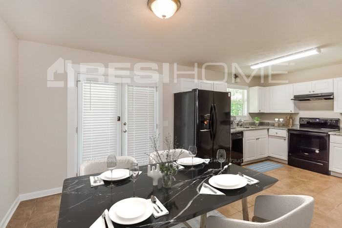 1759 Stag Dr Nw - Photo 4 of 18