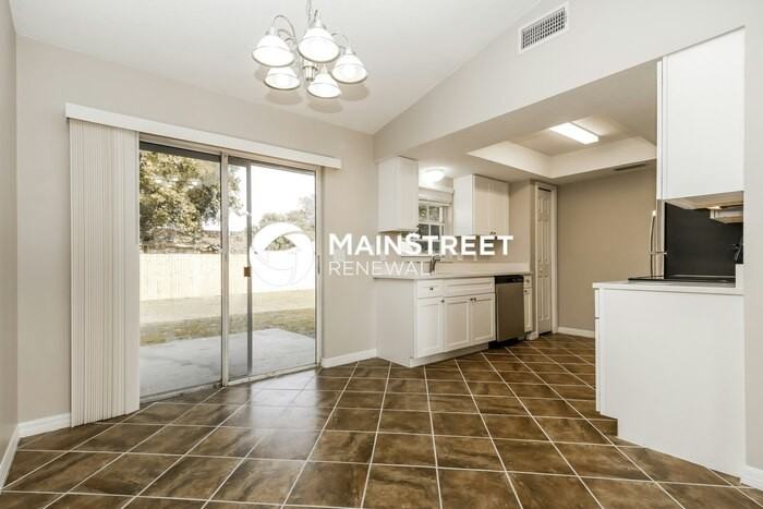 7943 Indian Heights Dr - Photo 7 of 16