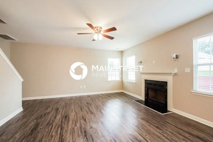 4220 High Shoals Dr - Photo 3 of 17