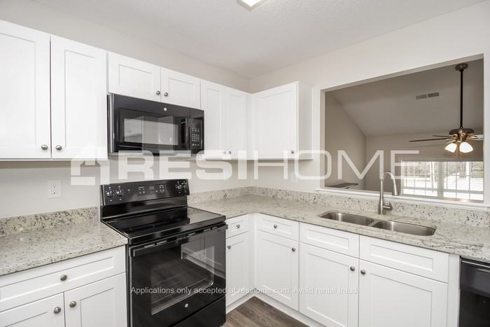 271 Chesapeake Way - Photo 5 of 23