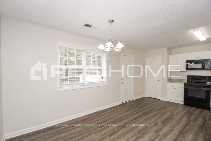 271 Chesapeake Way - Photo 7 of 23